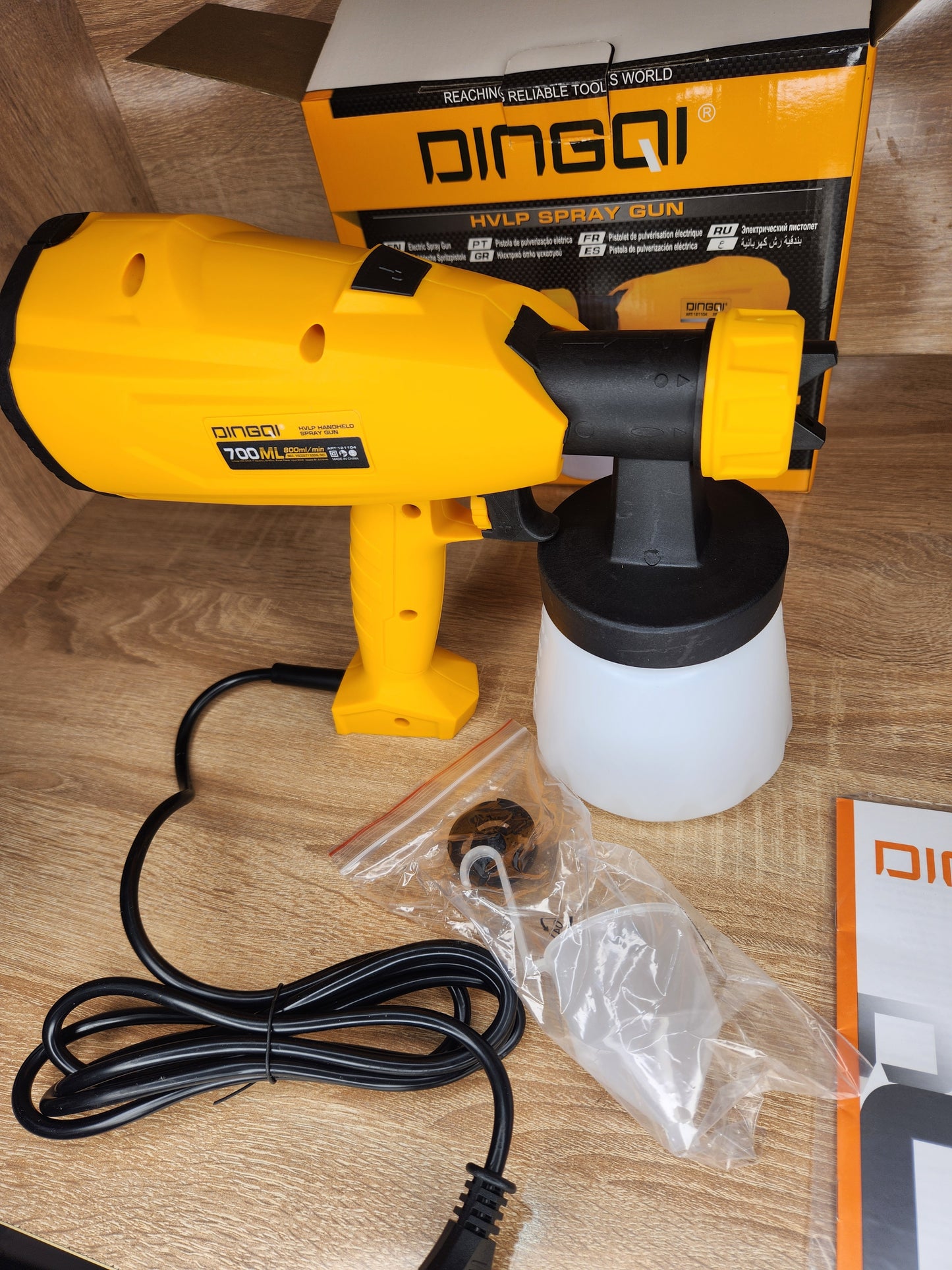 Pistolet à Peinture Électrique DINGQI 700ml – 550W