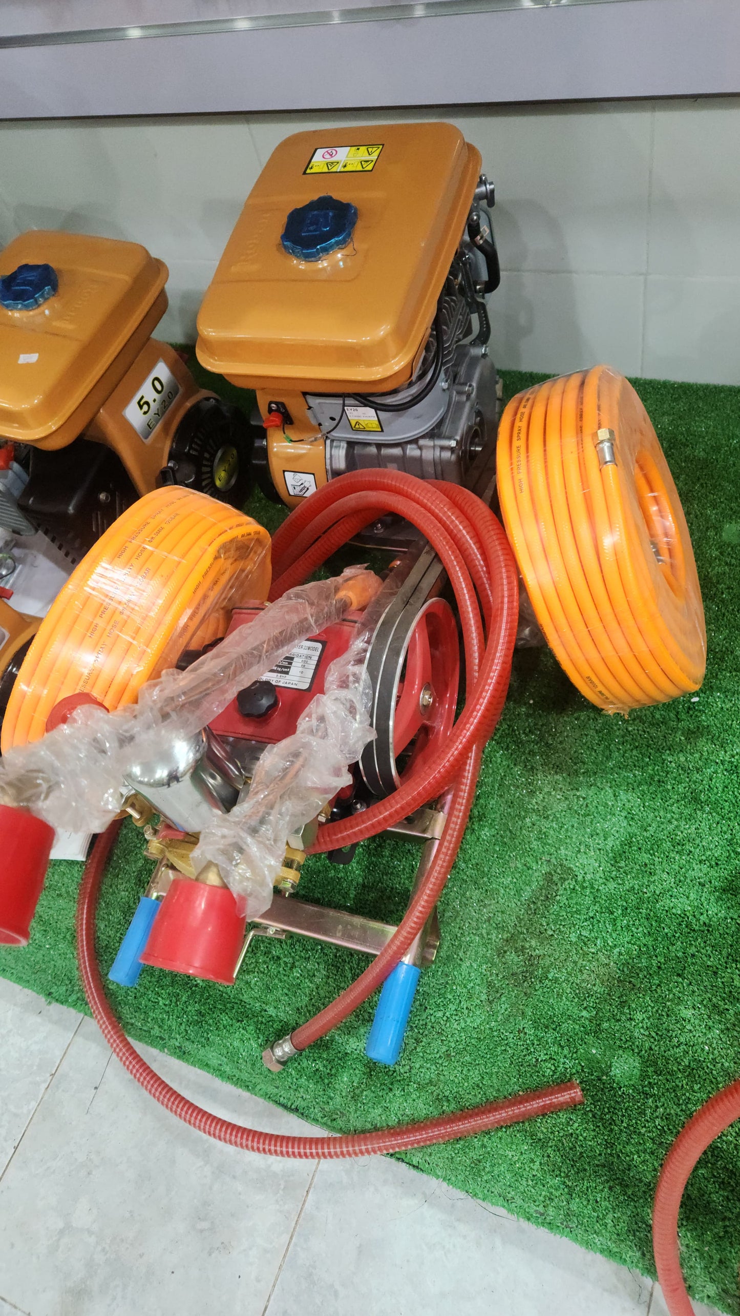 Pulvérisateur agricole thermique 4 temps – 50 L/min avec accessoires