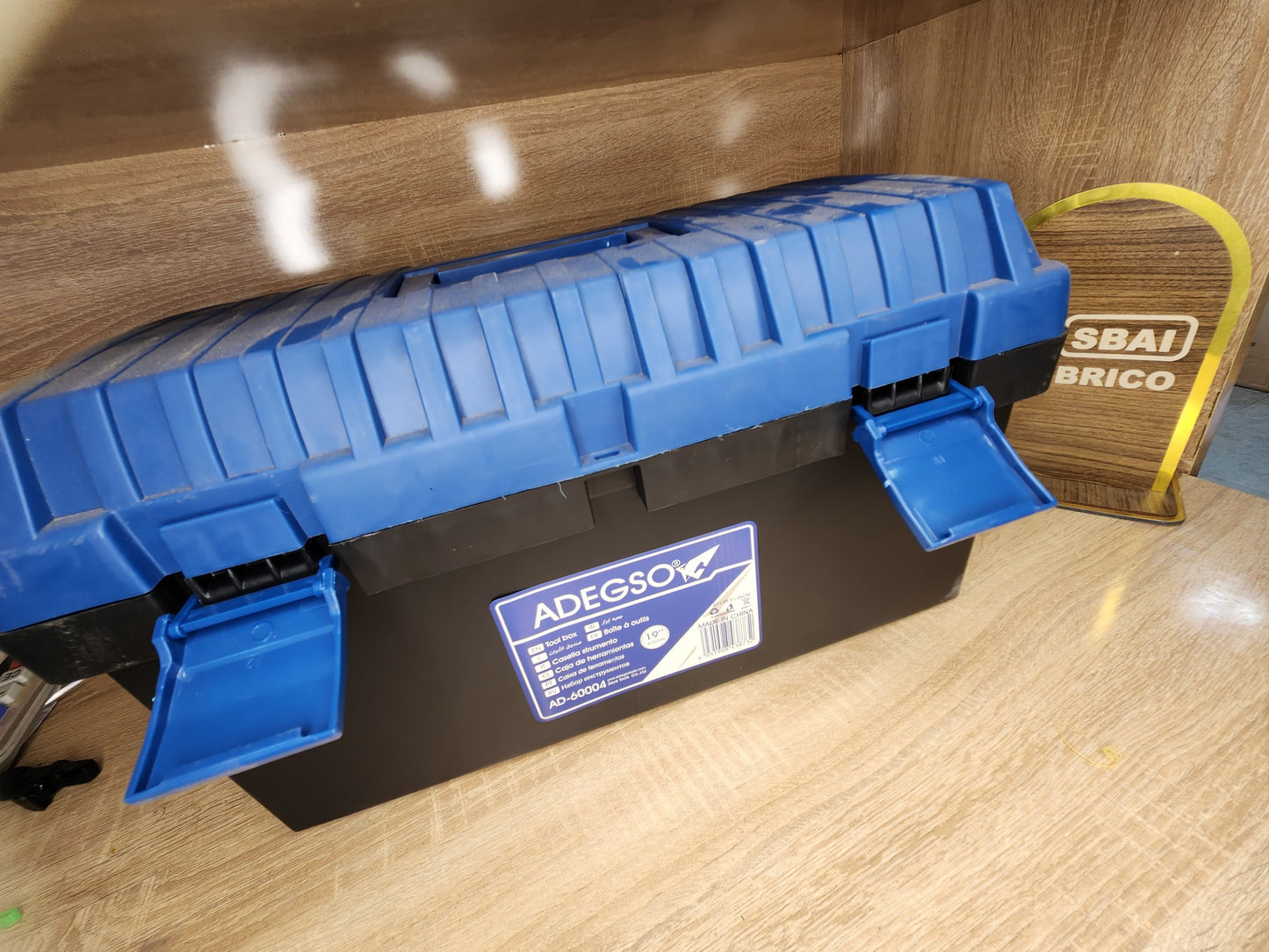 Boîte à outils en plastique ADEGSOX – 19” (48 cm)