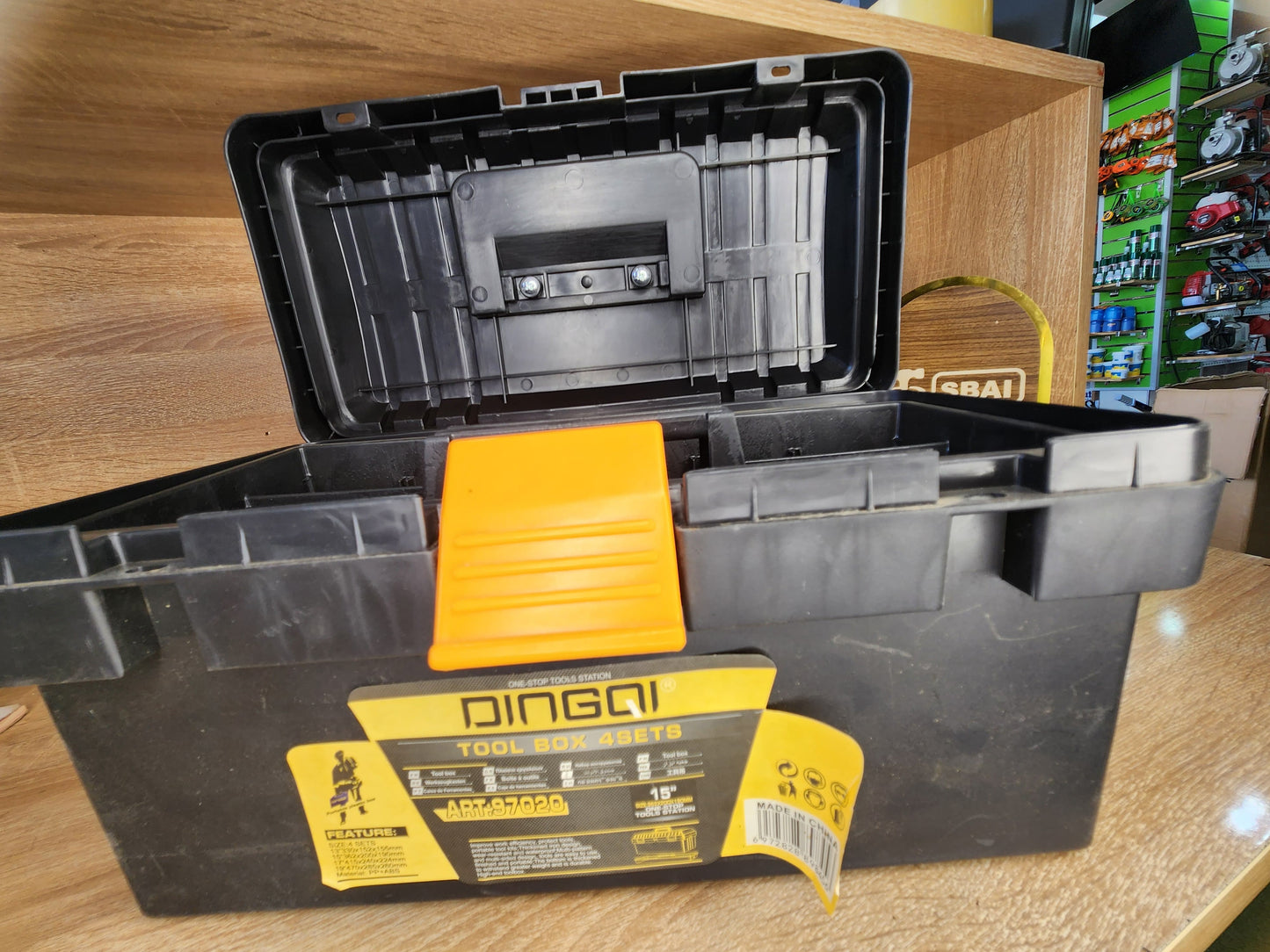 Boîte à Outils Plastique 15’’ – DINGQI ART.97020 (4 Compartiments)