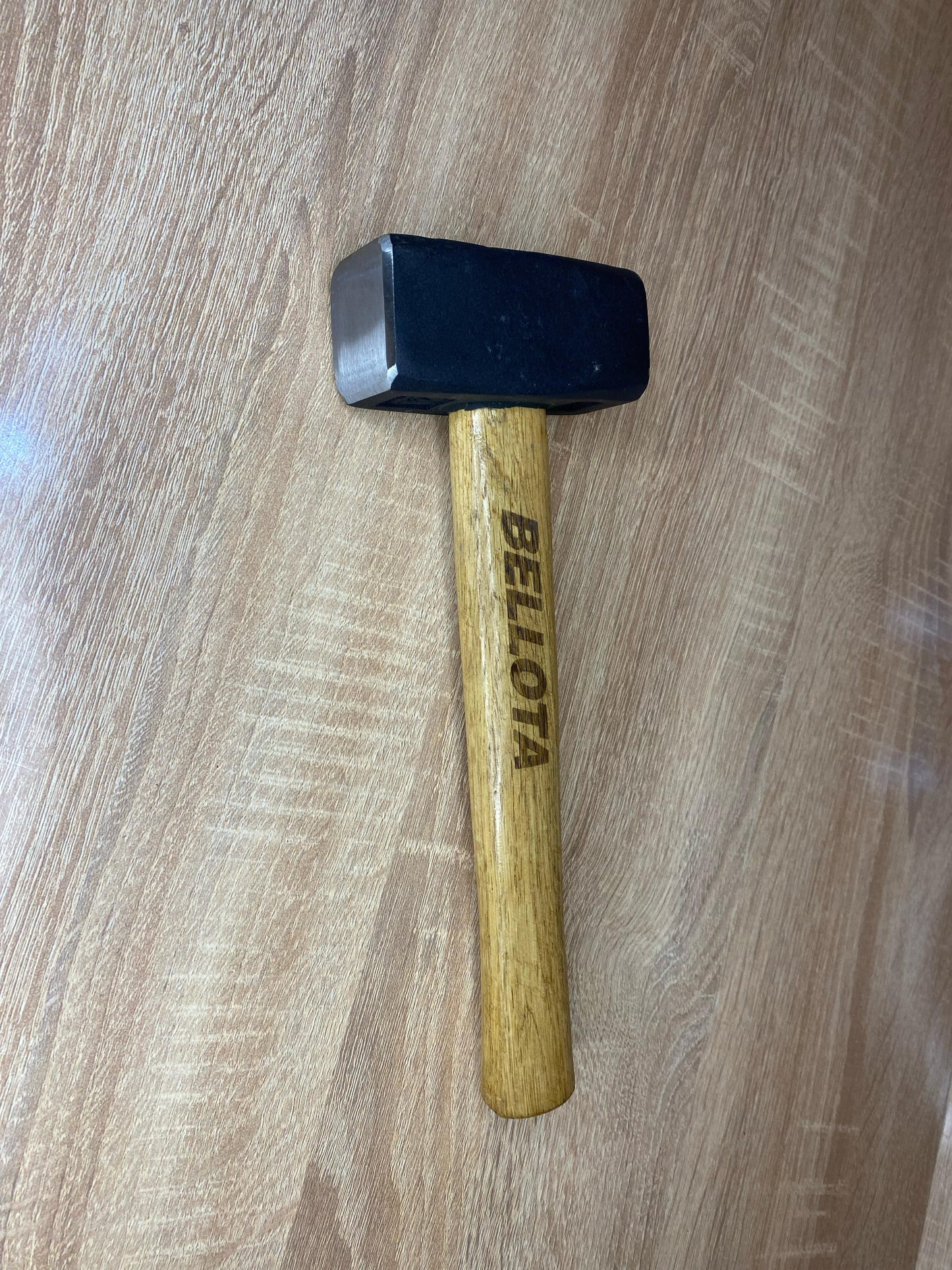 Massette Bellota 1 kg avec Manche Bois