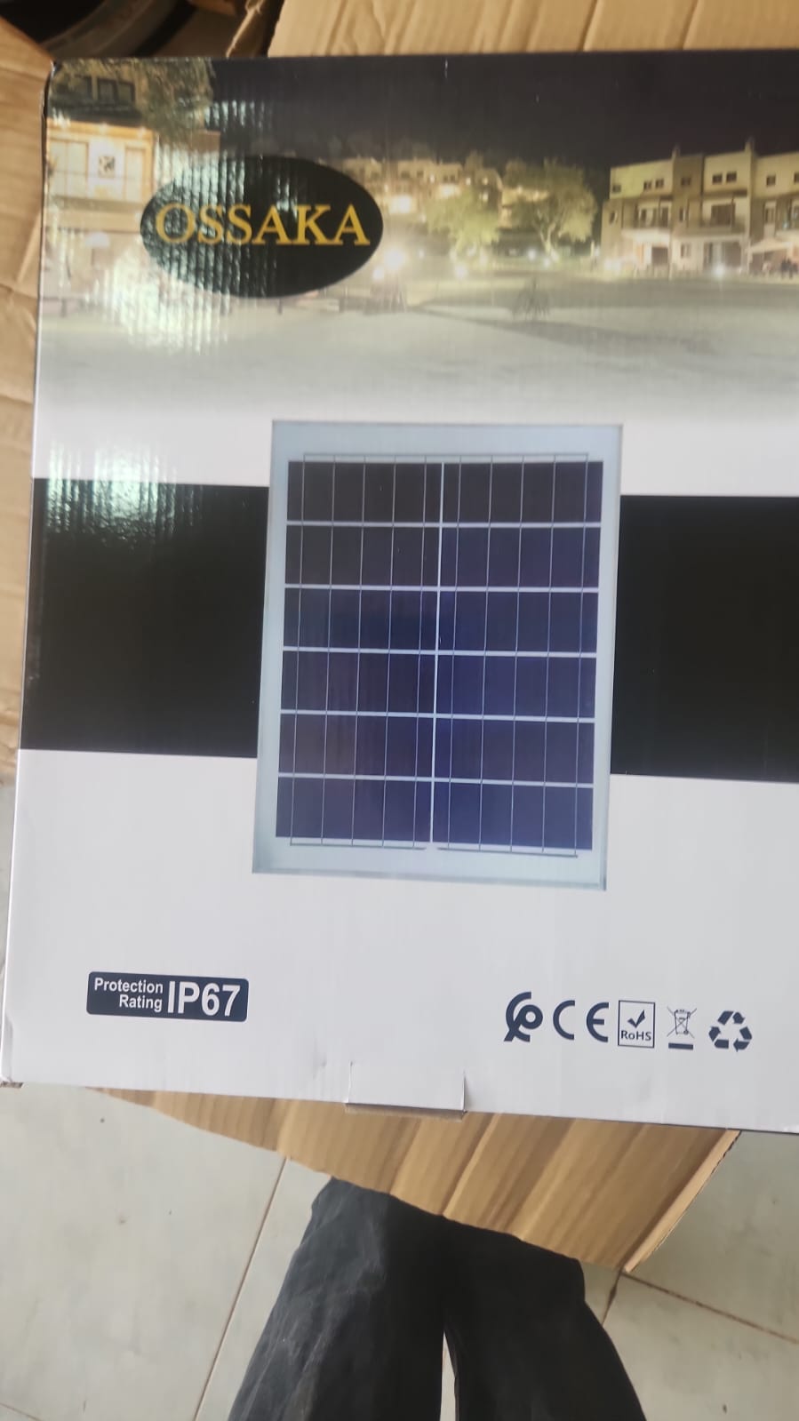 Projecteur solaire OSSAKA 200W – vue boîte face