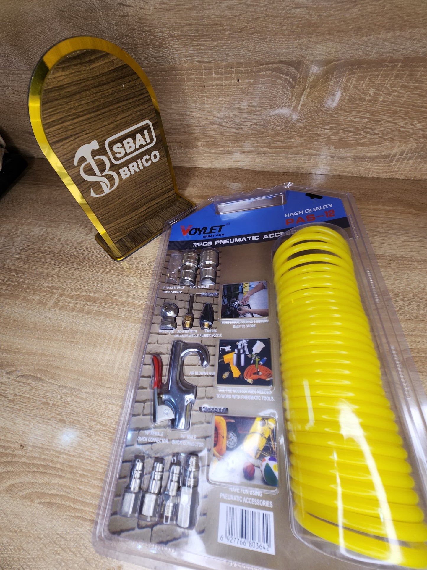 Kit accessoires pneumatiques VOYLET avec tuyau spirale et pistolet à air