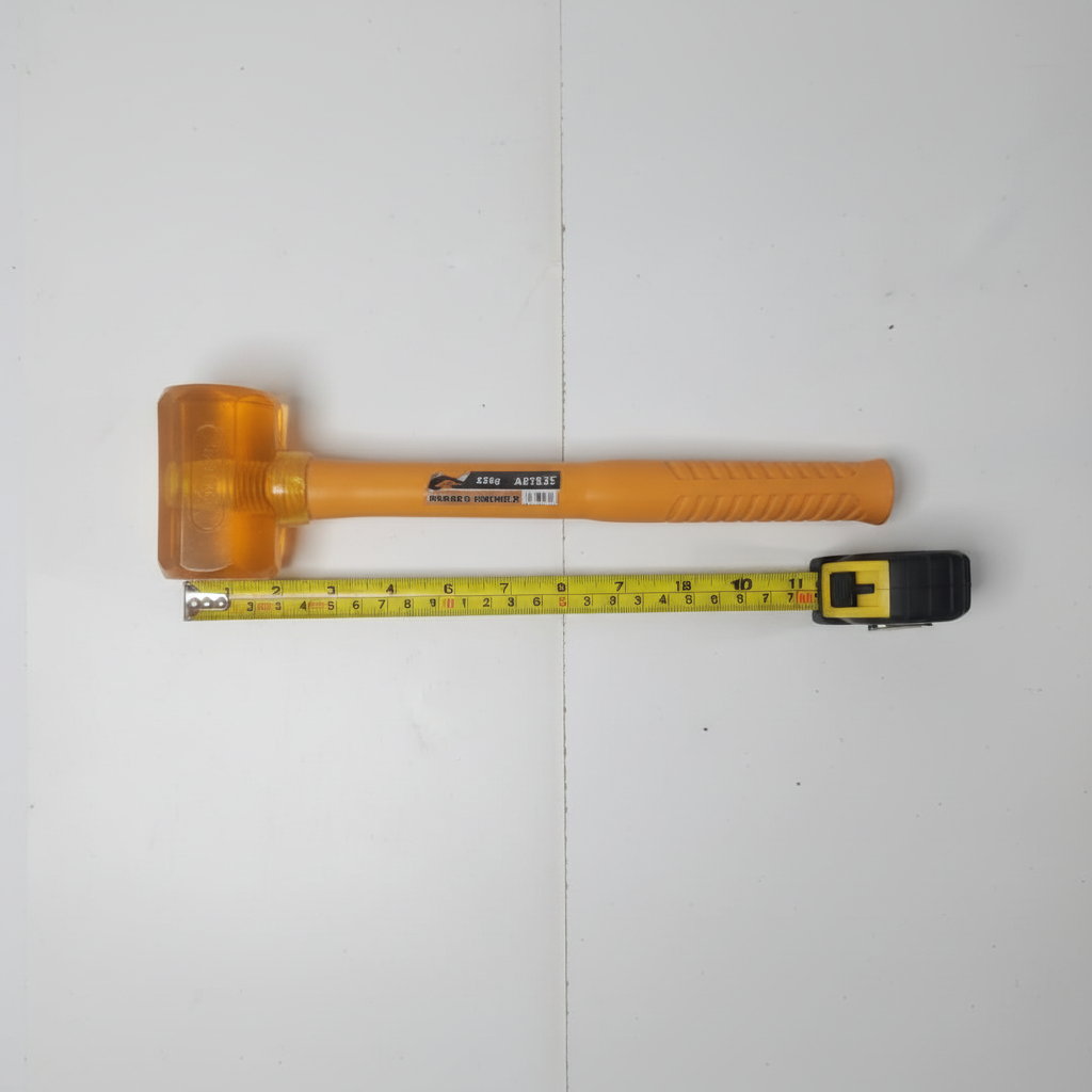 Marteau avec échelle de mesure