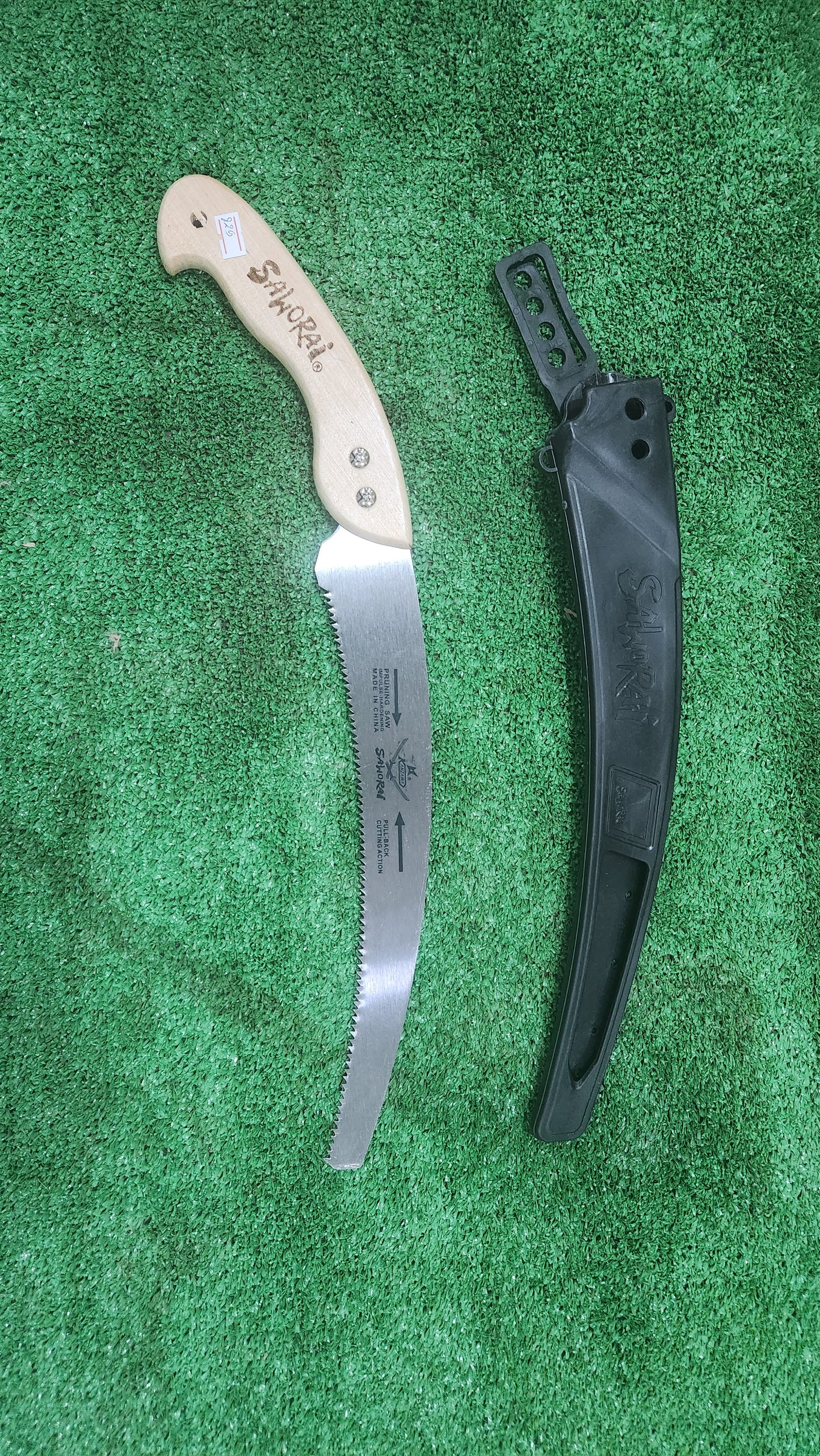 Scie d'Élagage Courbée Saworai avec Étui