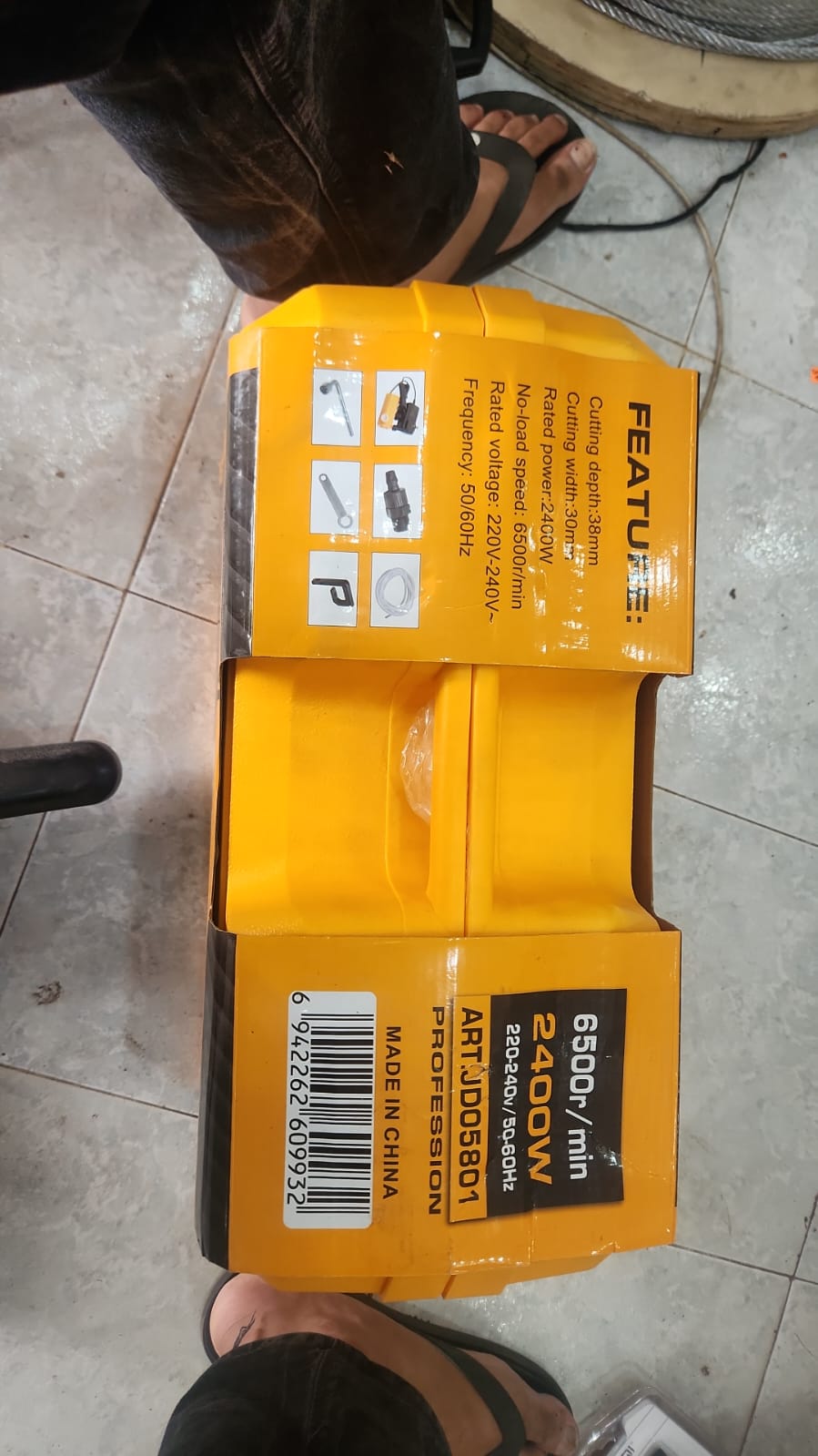 Rainureuse Murale DINGQI 2400W – Scie à Saigner Professionnelle