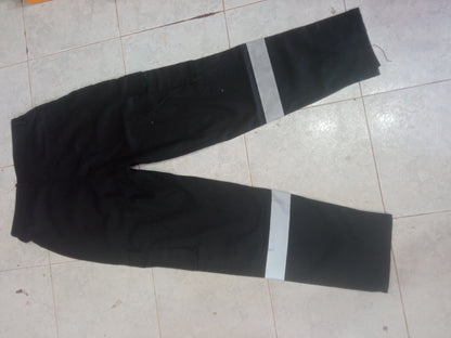 Pantalon de Travail Cargo – Bandes Réfléchissantes & Poches Rouges